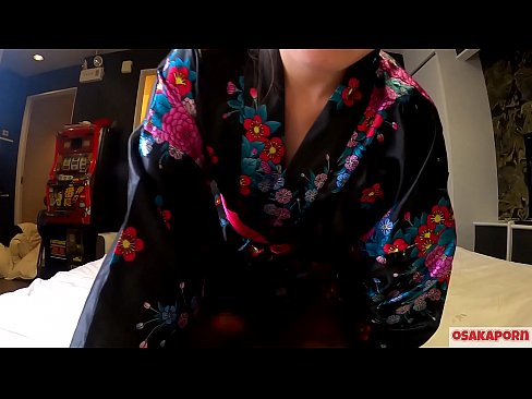 ❤️ Ung cosplay pige elsker sex til orgasme med en sprøjte i en hestepige og et blowjob. Asiatisk pige med behåret fisse og smukke bryster i traditionel japansk kostume i amatørvideo, der viser onani med fucklegetøj. Sakura 3 OSAKAPORN. ❌ Sex video at da.teatroporno.ru ❌❤